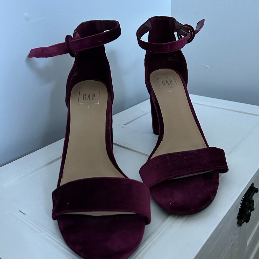 Maroon velvet block heel with ankle strap